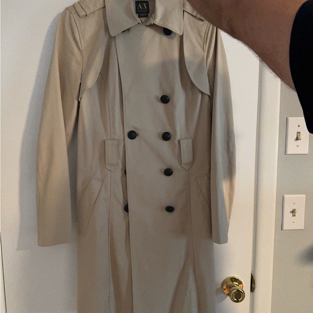 Unsure just hanging out in my closet medium size excellent condition